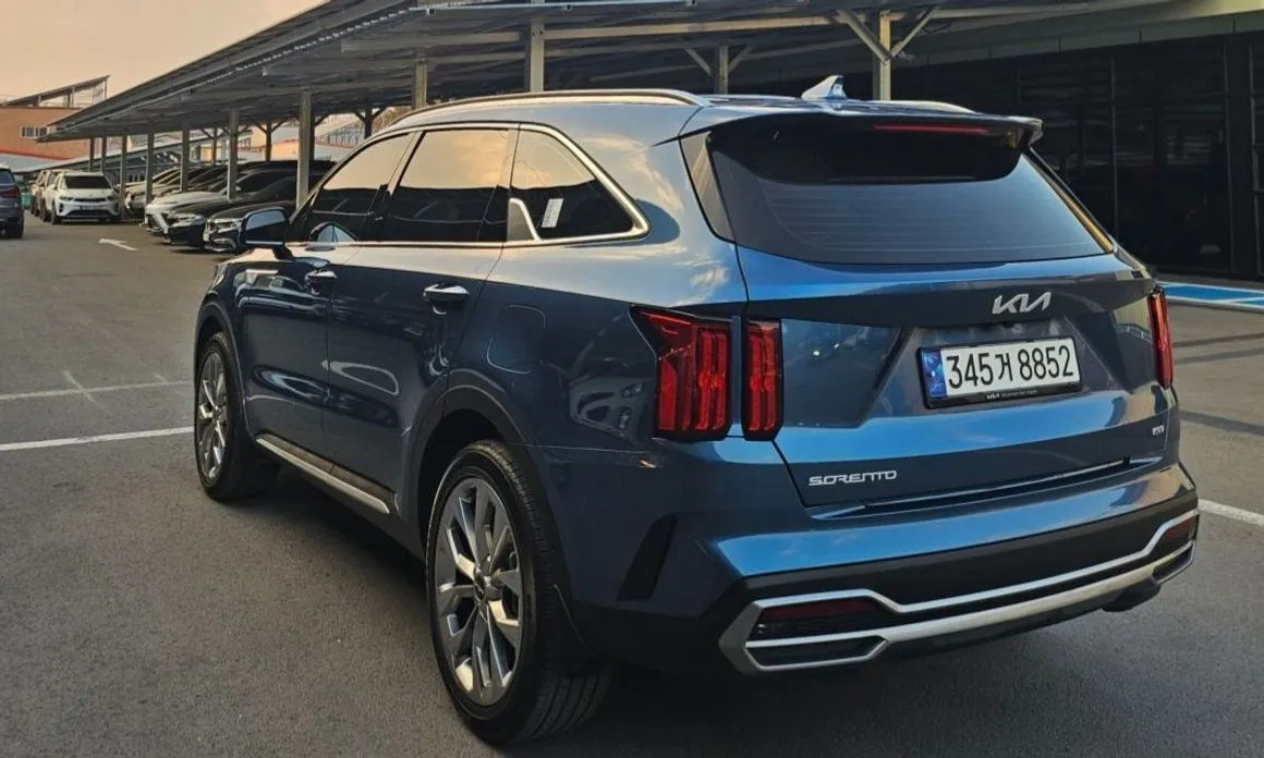 Kia Sorento — фото 9