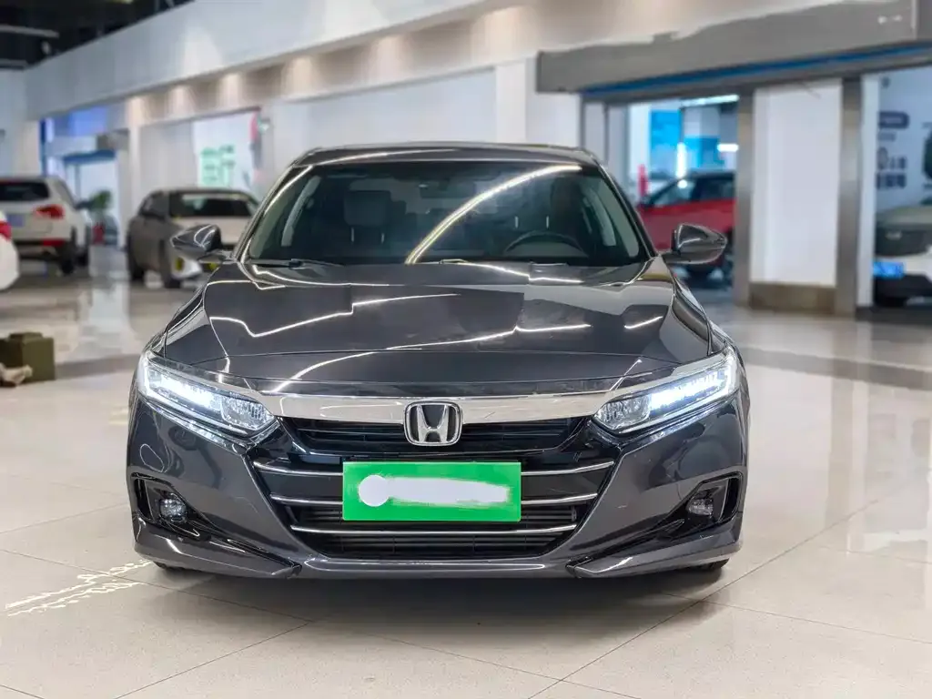 Honda Accord — фото 4