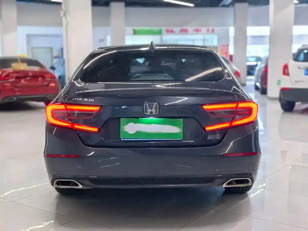 Honda Accord — фото 2