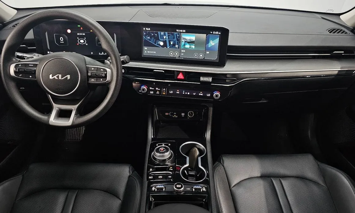 Kia K5 — фото 8