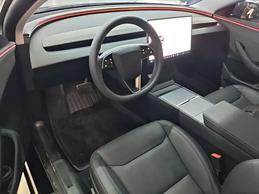 Tesla Model 3 — фото 4