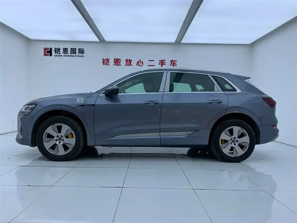 Audi e-tron 2026 из CN, фото 7