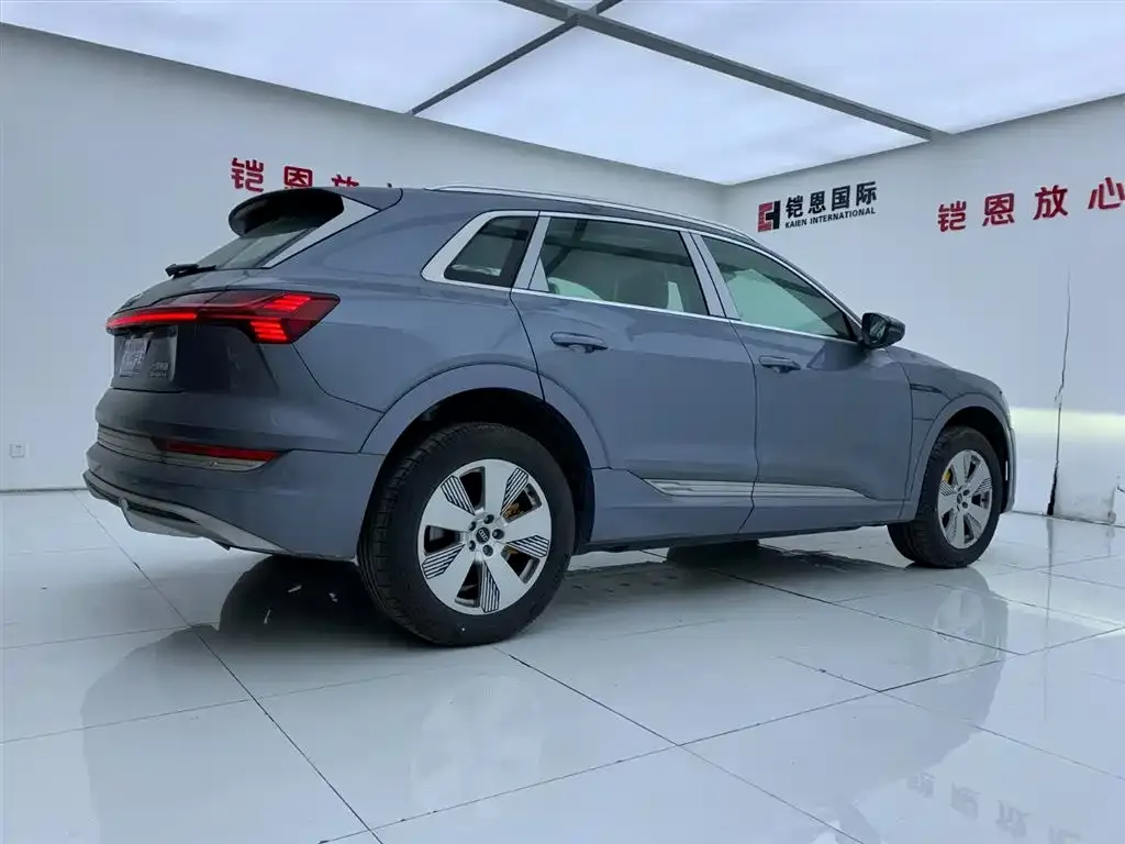 Audi e-tron 2026 из CN, фото 2