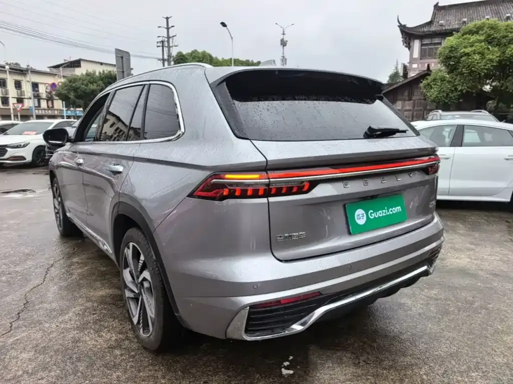 Geely Xingyue L — фото 8