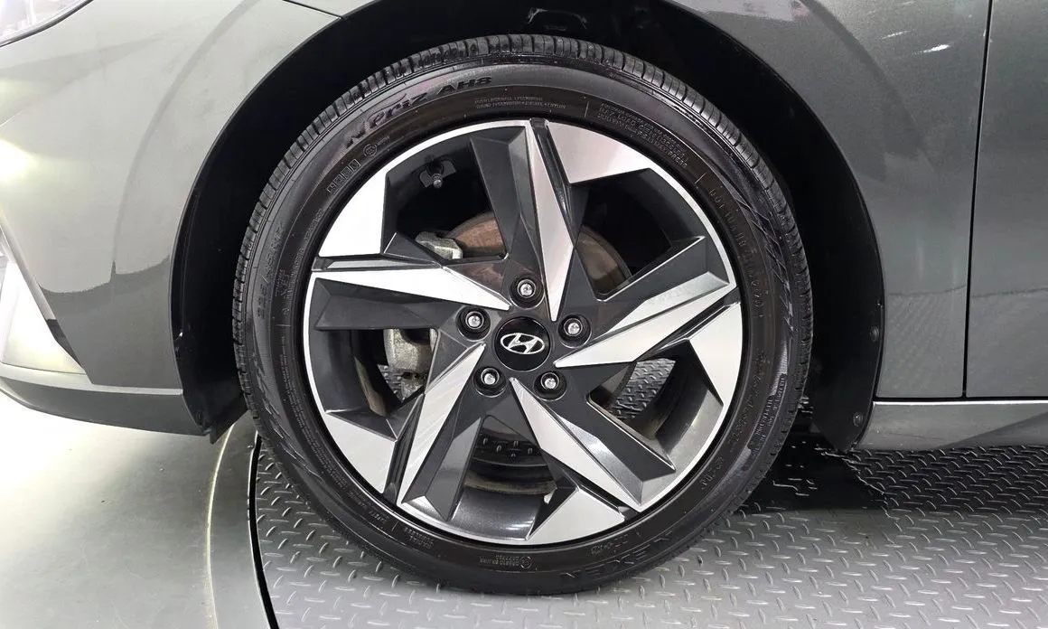 Hyundai AVANTE — фото 10