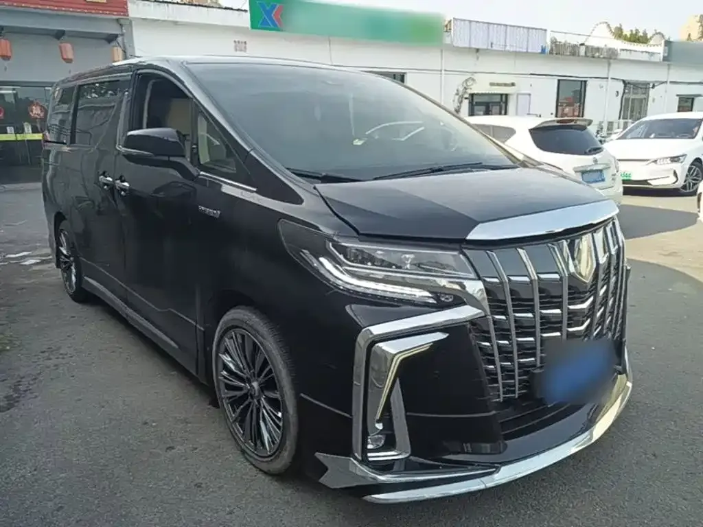Toyota Vellfire — фото 5