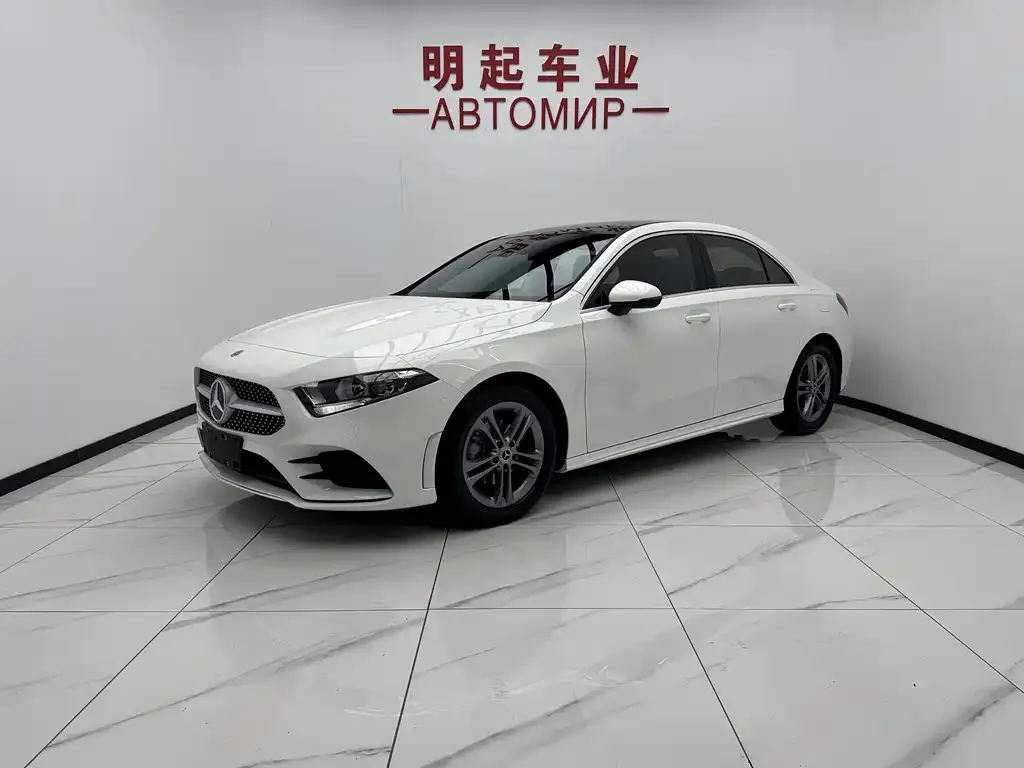 Mercedes-Benz A-Class — фото 1