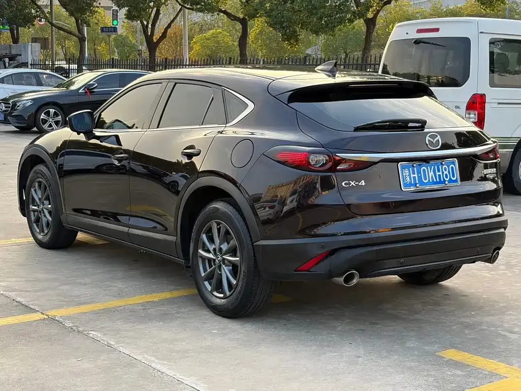 Mazda CX-4 — фото 3
