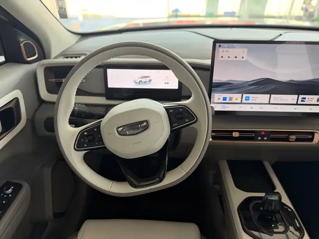 Geely Icon — фото 3