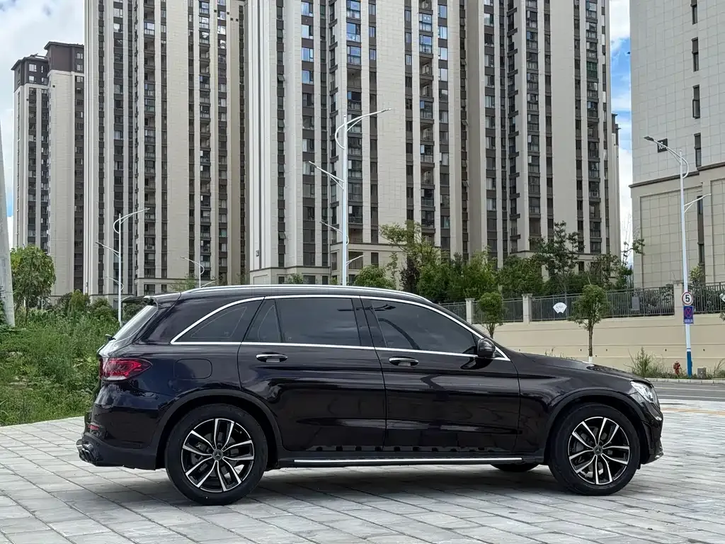 Mercedes-Benz GLC — фото 9