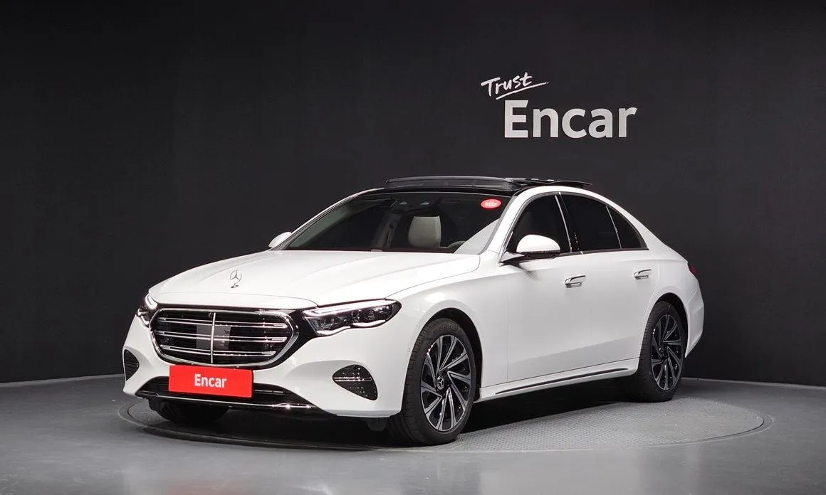 Mercedes-Benz E-Class — фото 1