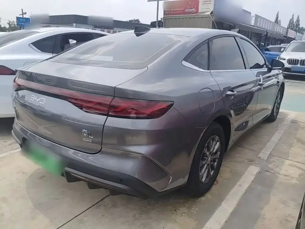 BYD Qin L — фото 7