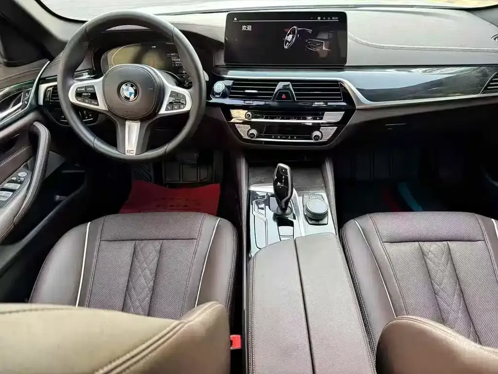 BMW 5 Series — фото 4