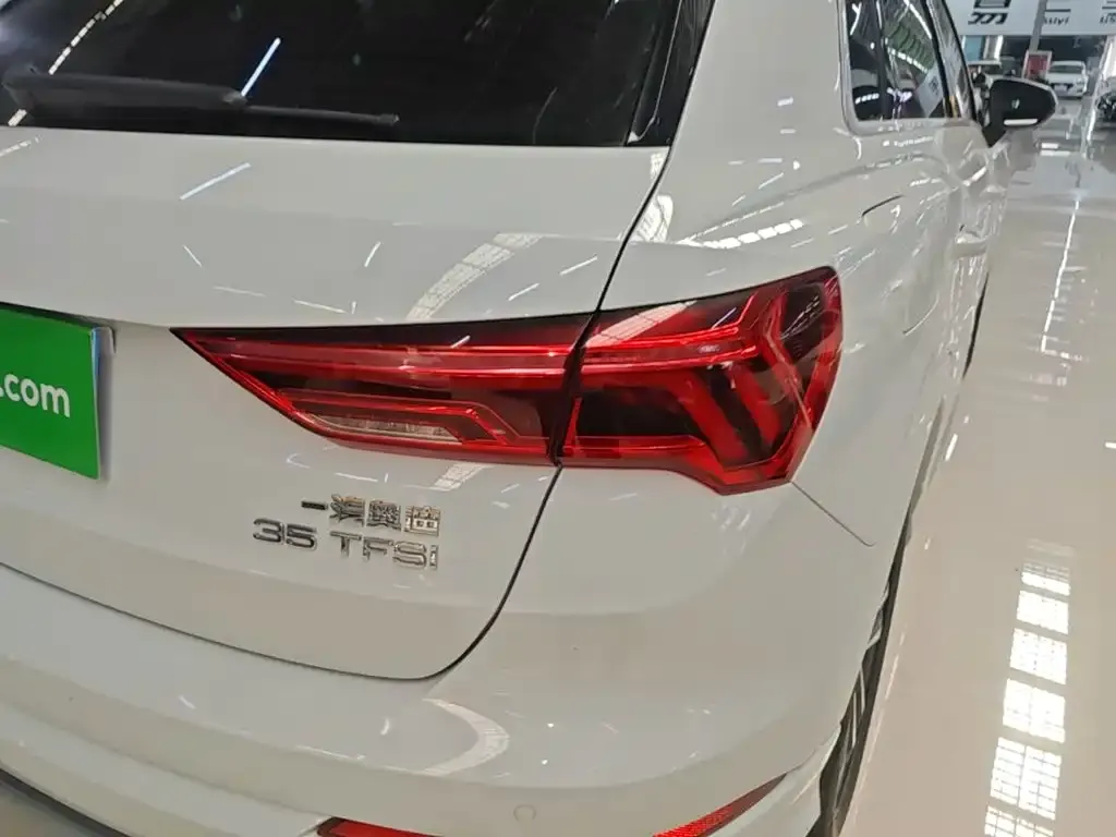 Audi Q3 — фото 5