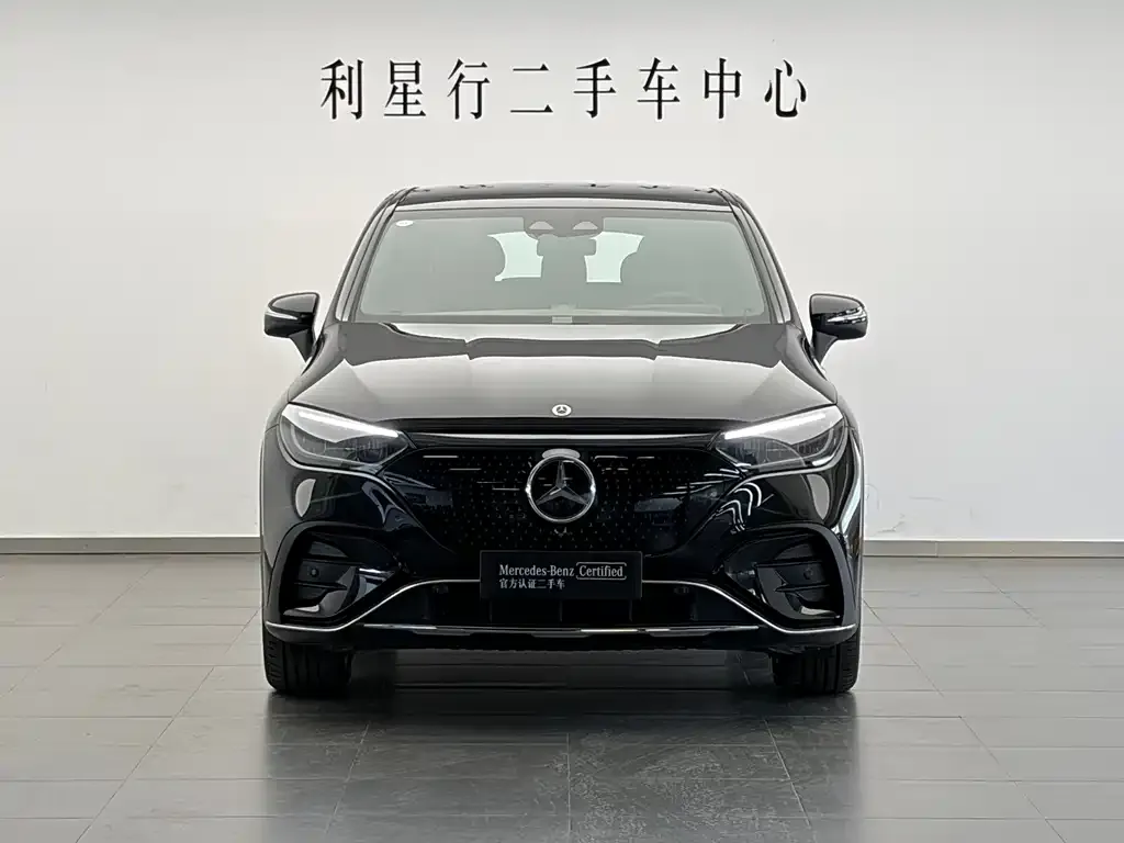 Mercedes-Benz EQE SUV — фото 7