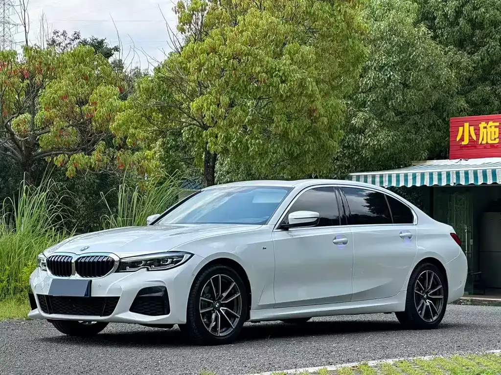 BMW 3 Series — фото 1