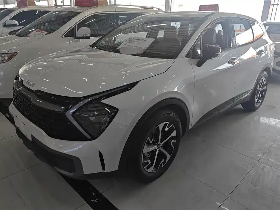 Kia Sportage — фото 1