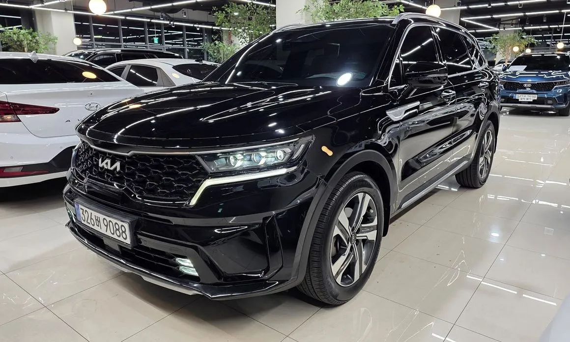 Kia Sorento — фото 7