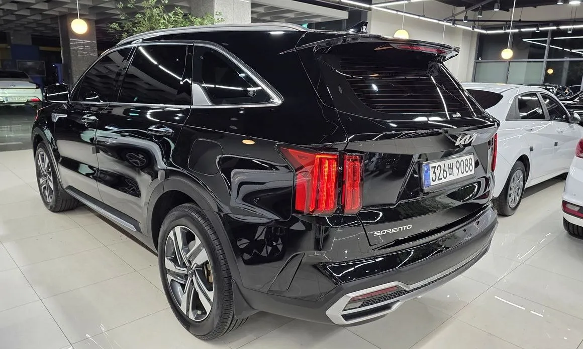 Kia Sorento — фото 9