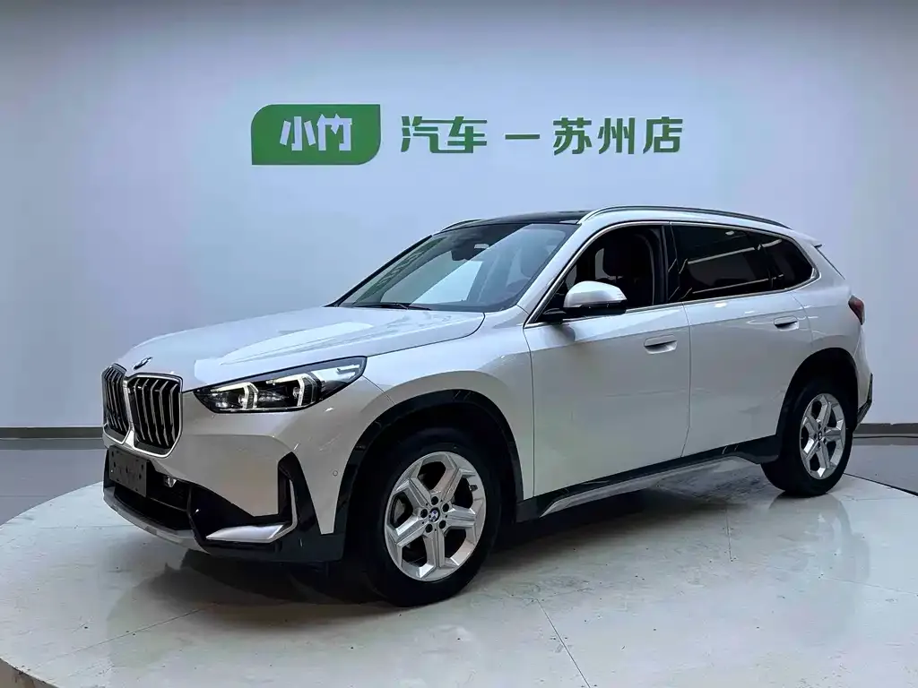 BMW X1 — фото 1