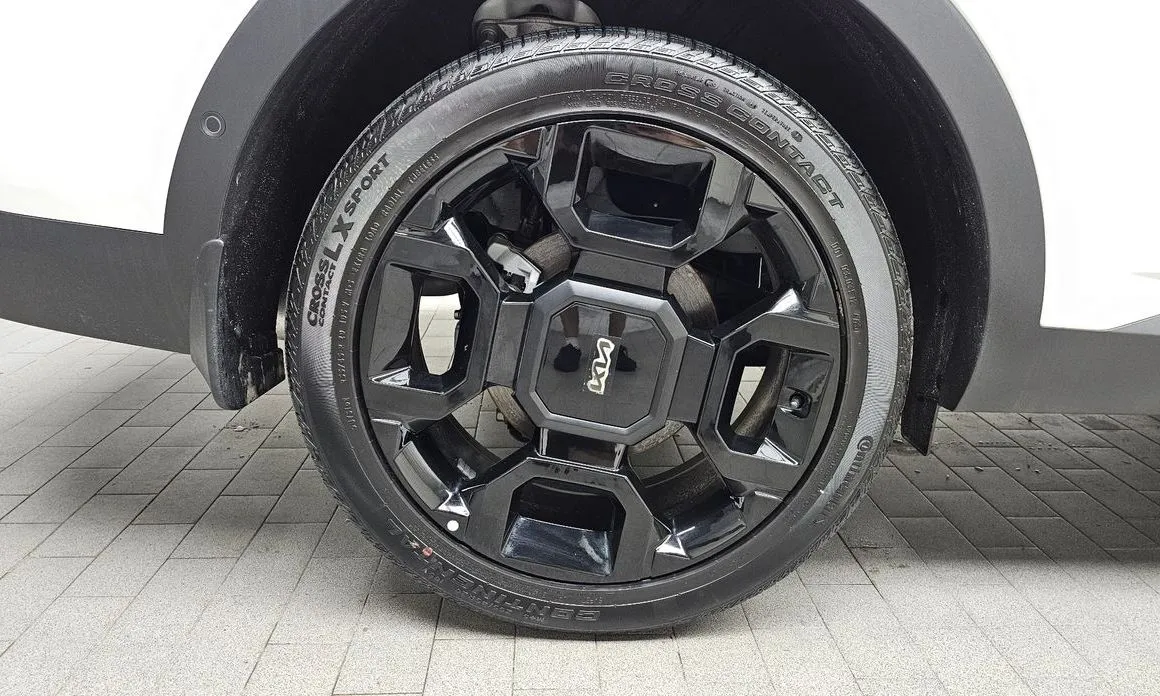 Kia Sorento — фото 9