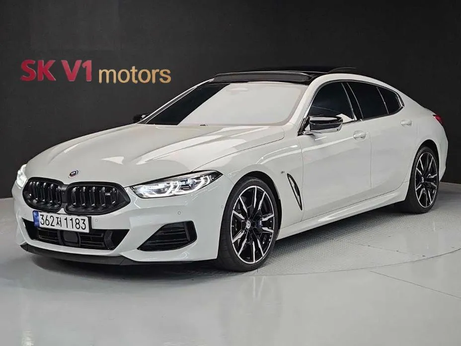 BMW 8-Series — фото 1