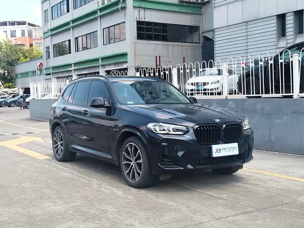 BMW X3 — фото 10
