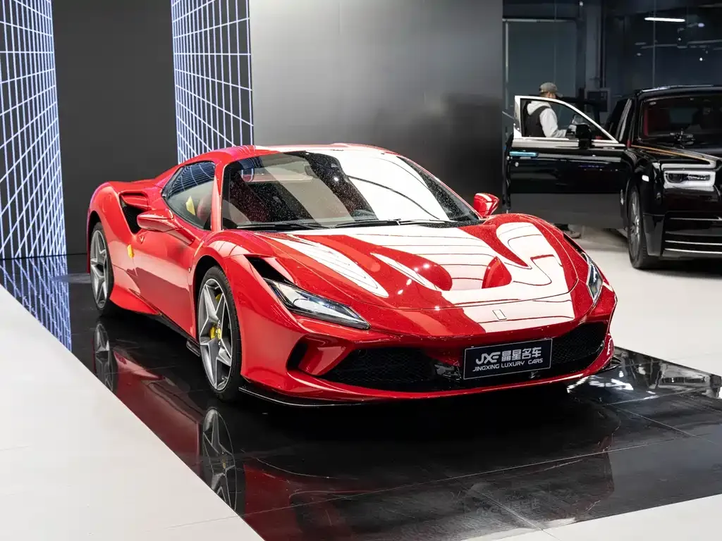 Ferrari F8 — фото 10