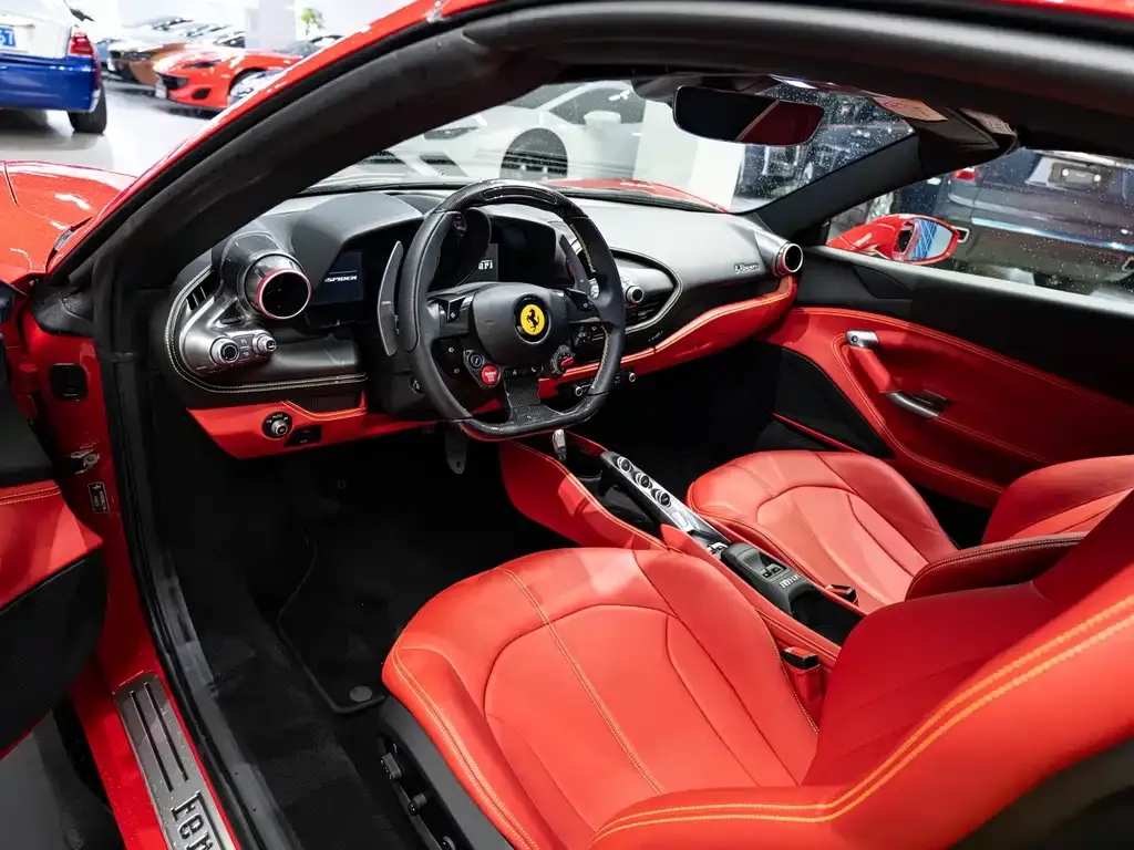 Ferrari F8 — фото 9