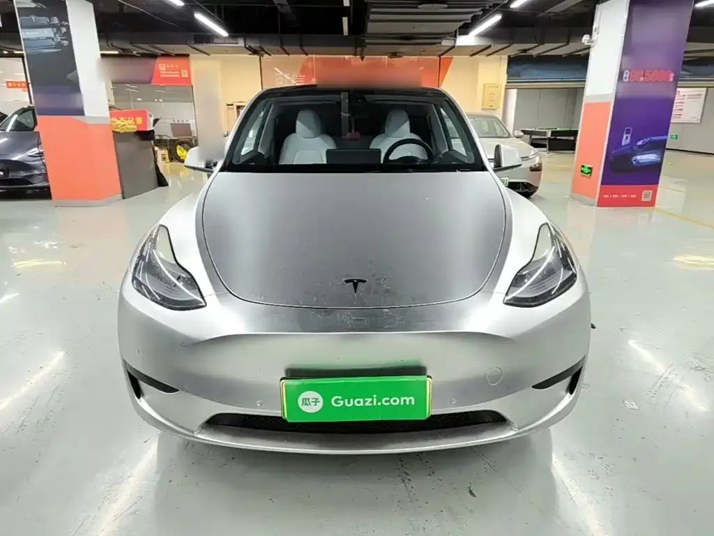 Tesla Model Y — фото 9