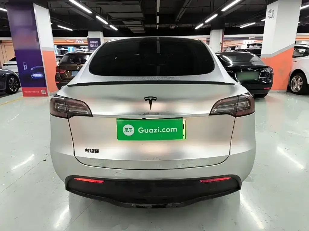 Tesla Model Y — фото 3