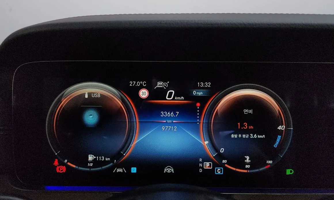 Mercedes-Benz E-Class 2022 из KR, фото 4