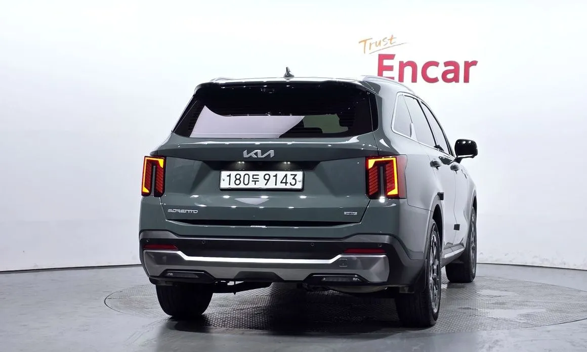 Kia Sorento — фото 10