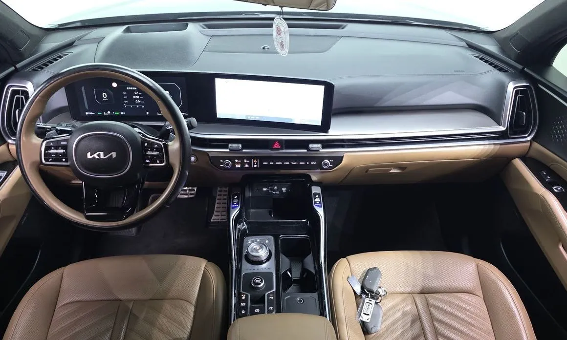 Kia Sorento — фото 8