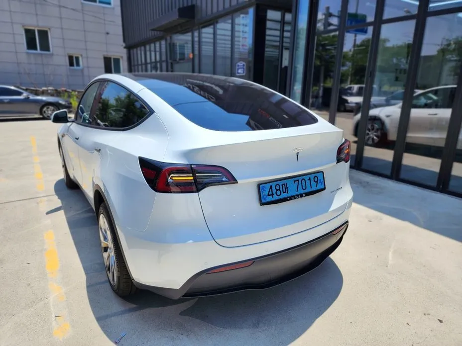 Tesla Model Y — фото 4