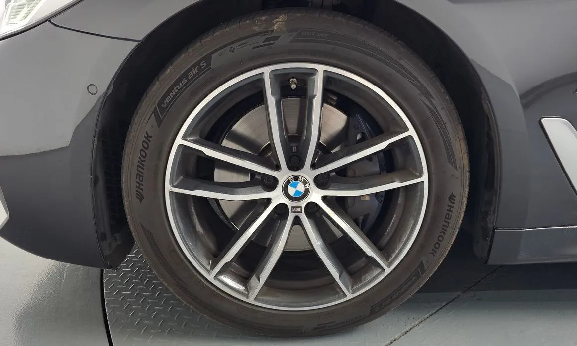 BMW 5-Series 2021 из KR, фото 5