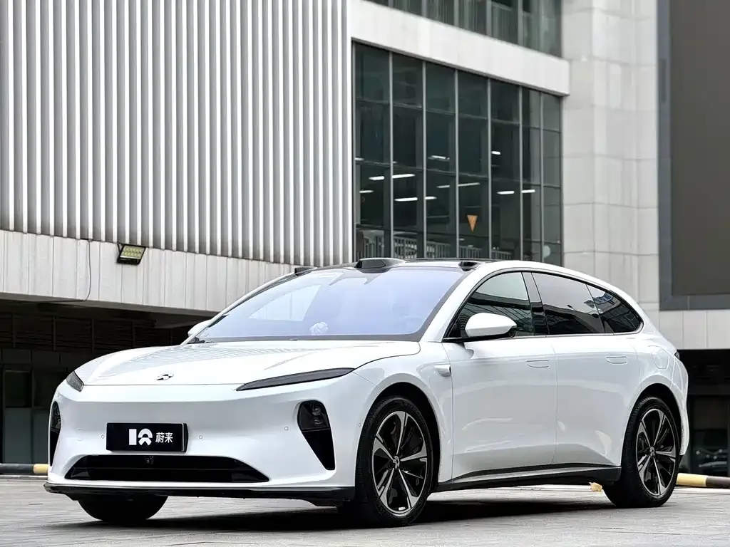 NIO ET5T