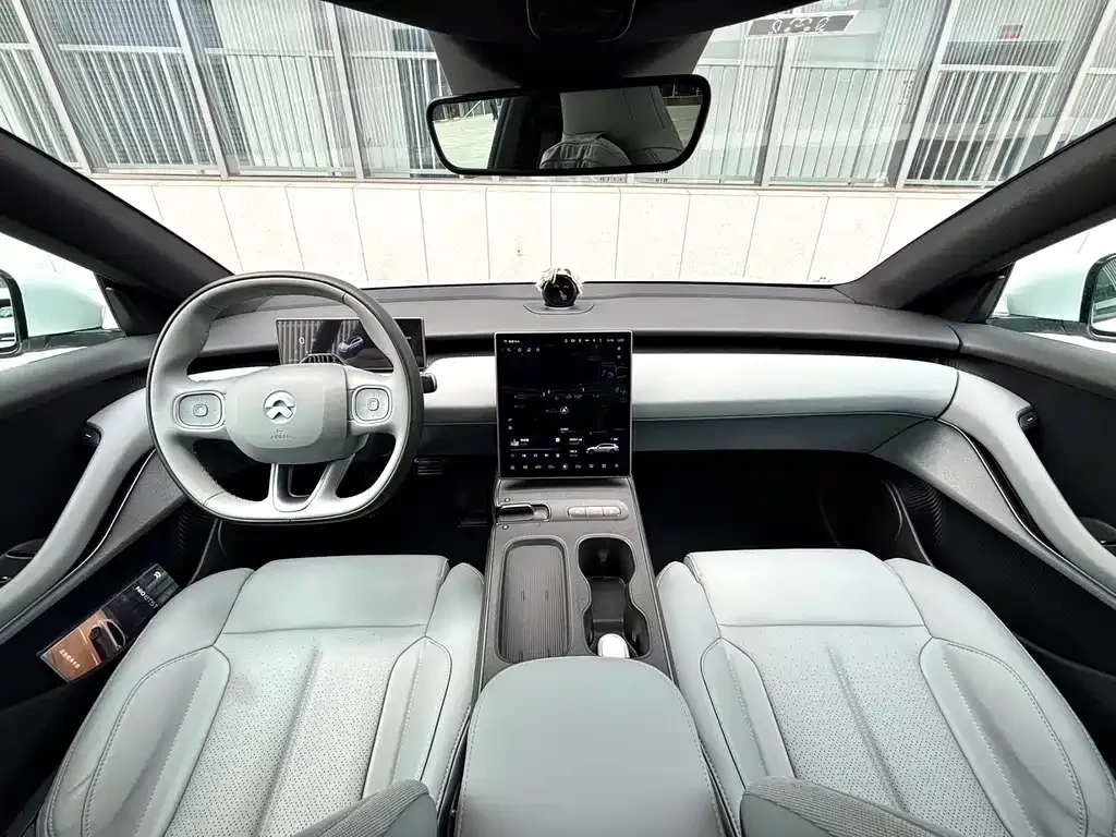 NIO ET5T 2024 из CN, фото 9