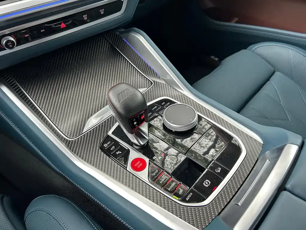 BMW XM — фото 3