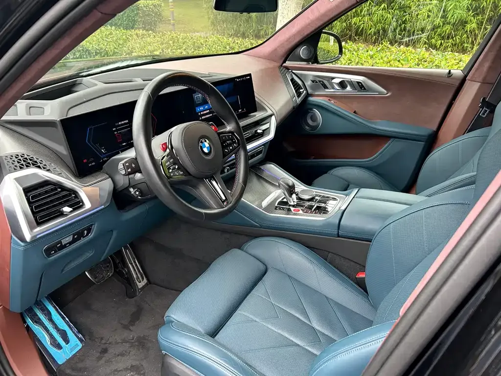 BMW XM — фото 4