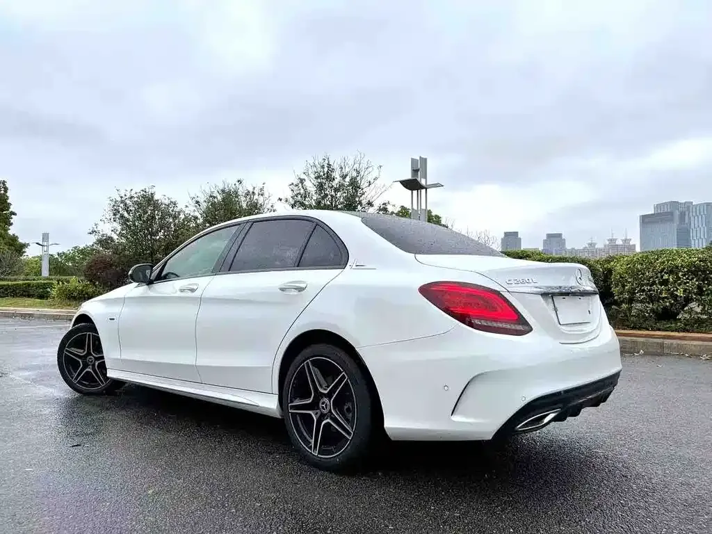 Mercedes-Benz C-Class — фото 4
