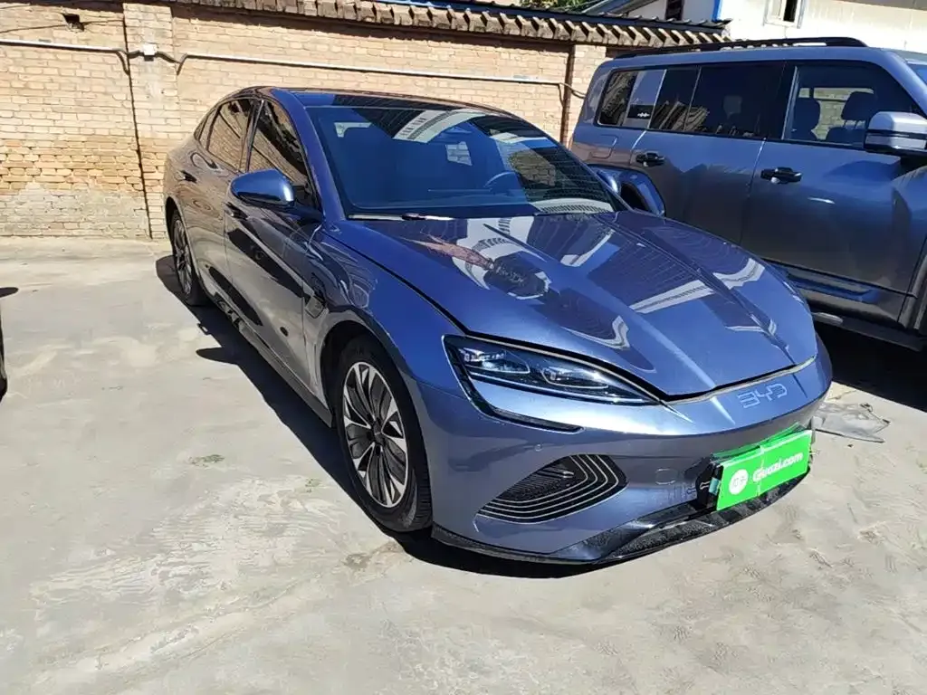 BYD Seal — фото 9