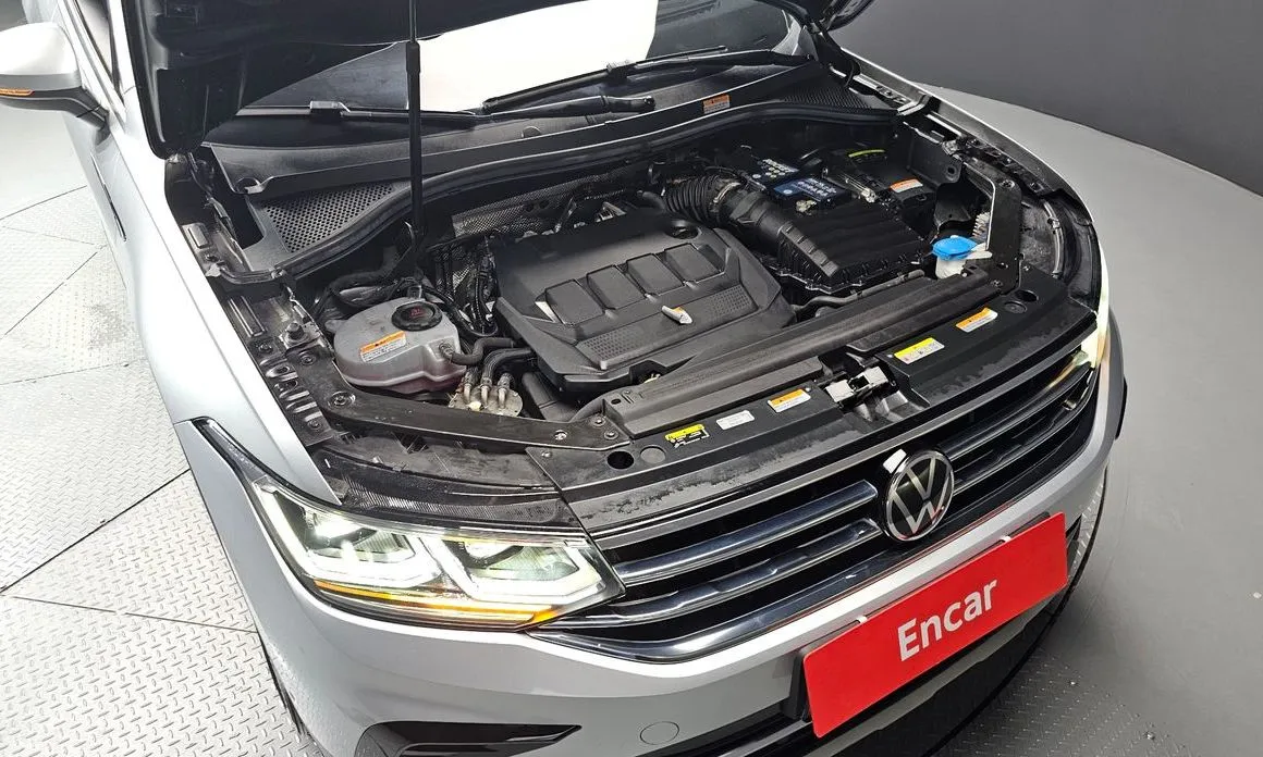 Volkswagen Tiguan — фото 5