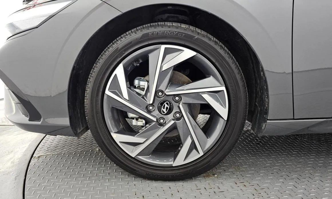 Hyundai AVANTE — фото 9