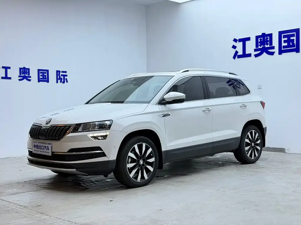 Skoda Karoq — фото 1