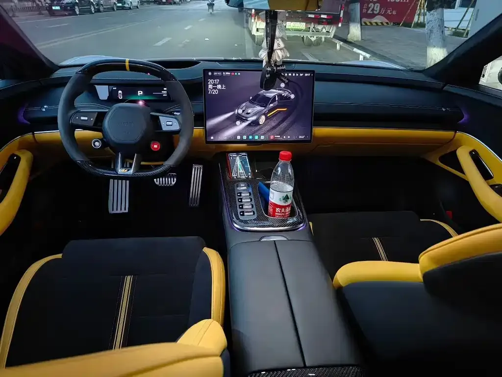 Xiaomi SU7 Ultra — фото 2
