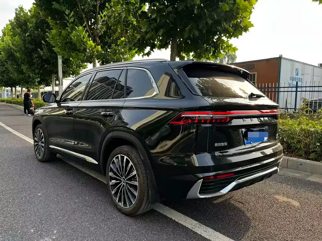 Geely Xingyue L — фото 4