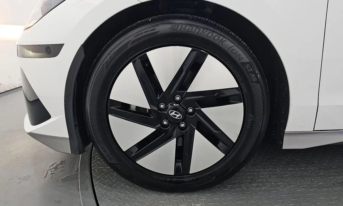 Hyundai Ioniq6 — фото 10