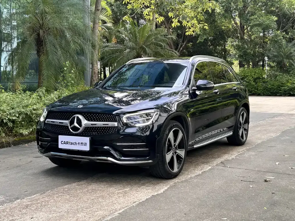Mercedes-Benz GLC — фото 1