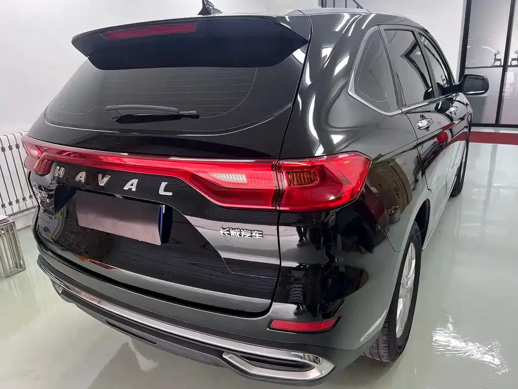 Haval M6 — фото 5